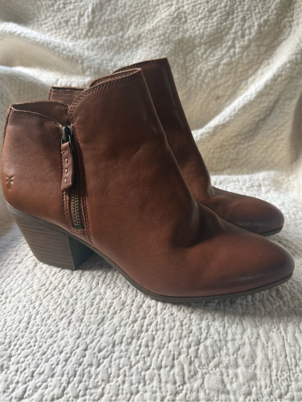 Frye Judith Double Zip Cognac Leather Ankle Booties Women’s 8.5M